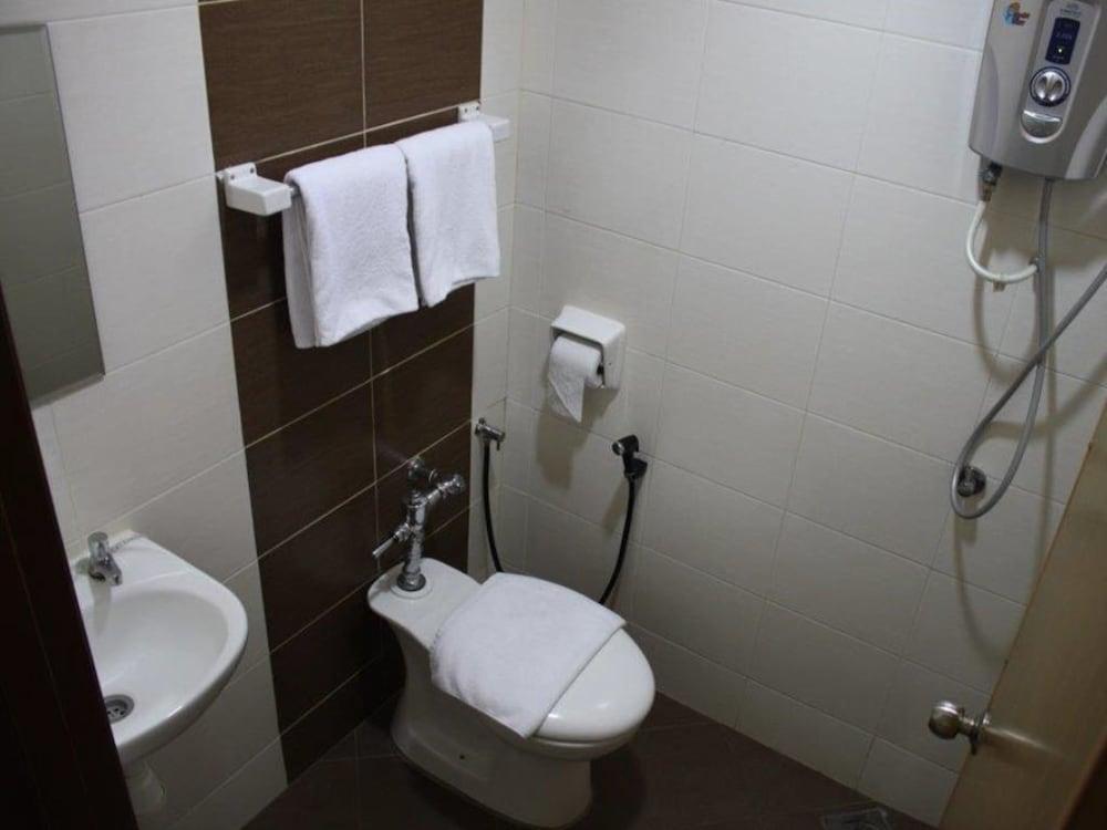 Dynasty Inn - Wakaf Che Yeh Exterior photo